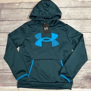 Under Armour pull over size YMD/10-12 NWT
